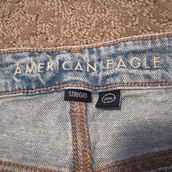 American Eagle Outfitters Light Blue Denim - Picture 2 of 3